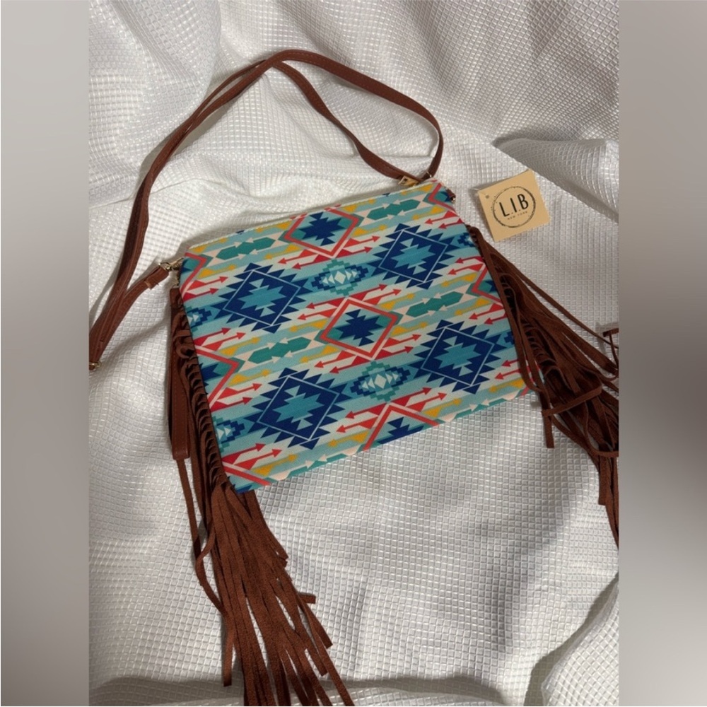 Aztec Pattern Fringe Crossbody Bag - Picture 2 of 3